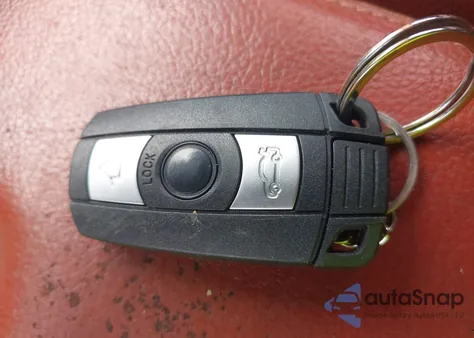 2011 BMW 328 I z USA, uszkodzony, nr VIN WBAPH7G57BNM55836